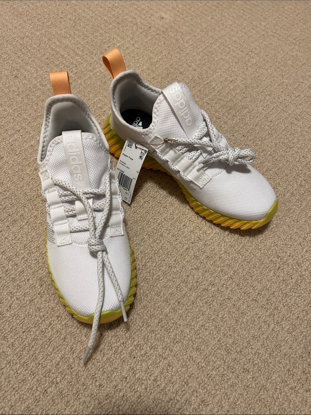 NWT Adidas Kaptir Flow Women’s Running Shoes in White and Yellow Size 8.5